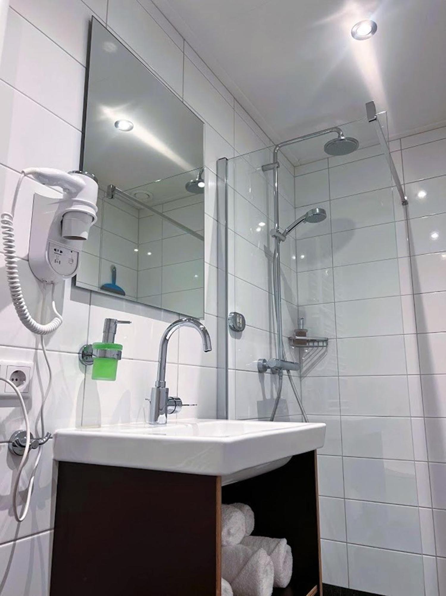 Hotel Loskade 45 Middelburg Exteriör bild